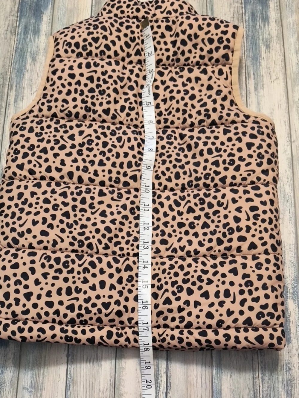 Nike Girls Heart Leopard Print Puffer Vest Sz M